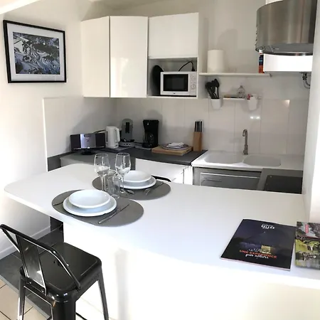 شقة La Chantrerie Saint Priest كاهورْ